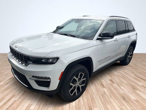 New 2025 Jeep Grand Cherokee Limited image 2