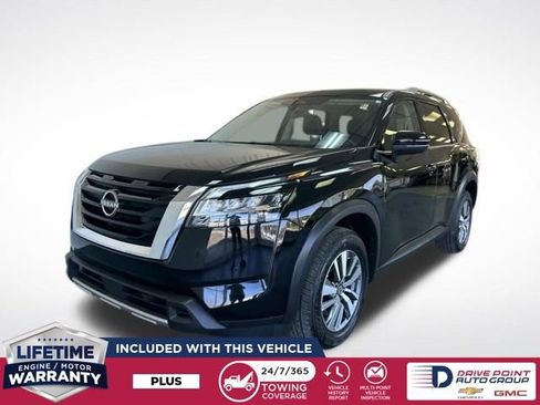 Used 2025 Nissan Pathfinder SL image 4