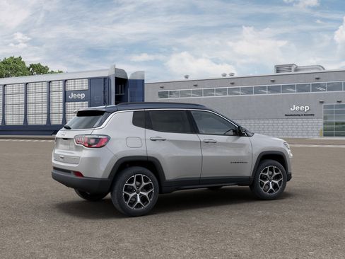 New 2026 Jeep Compass Limited AWD/4WD image 30