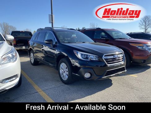 Used 2019 Subaru Outback 2.5i Premium AWD/4WD image 1