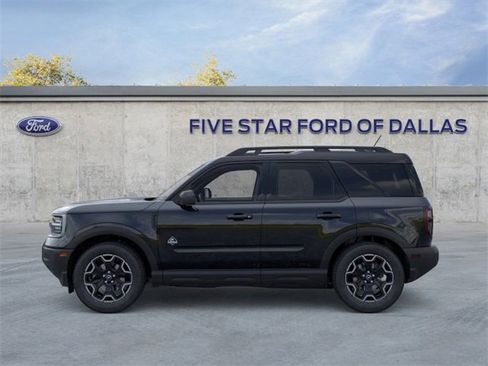 New 2025 Ford Bronco Sport Outer Banks image 3