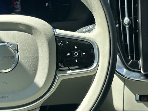 New 2026 Volvo XC90 T8 Ultra w/ Lounge Package AWD/4WD image 9