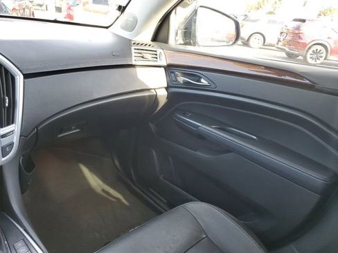 Used 2014 Cadillac SRX Luxury w/ Driver Awareness Package image 10