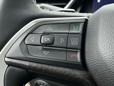 Used 2024 Jeep Grand Cherokee L Limited w/ Luxury Tech Group II image 20