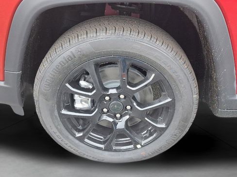 New 2026 Jeep Compass Latitude AWD/4WD image 6