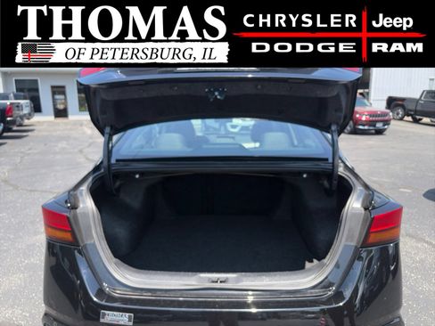 Used 2025 Nissan Altima 2.5 SV FWD image 22