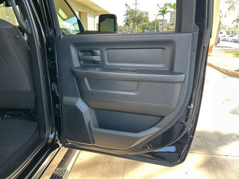 Used 2025 RAM 3500 Tradesman image 31