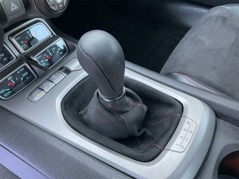 Used 2013 Chevrolet Camaro ZL1 image 38