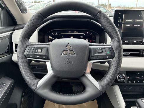 New 2026 Mitsubishi Outlander SE AWD/4WD image 22