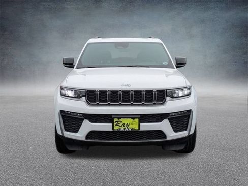 New 2026 Jeep Grand Cherokee Limited AWD/4WD image 11