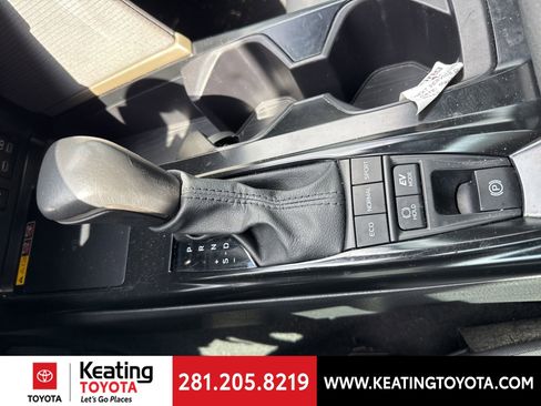 Certified 2025 Toyota Camry SE image 17