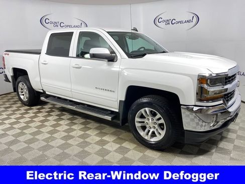 Certified 2018 Chevrolet Silverado 1500 LT w/ All Star Edition image 9