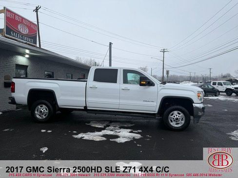 Used 2017 GMC Sierra 2500 SLE image 2