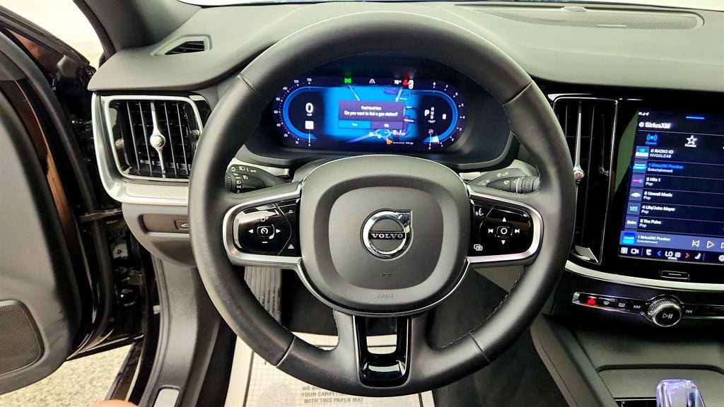 Used 2024 Volvo S60 B5 Plus w/ Climate Package AWD/4WD image 15