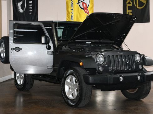 Used 2014 Jeep Wrangler Sport w/ Quick Order Package 24S AWD/4WD image 89