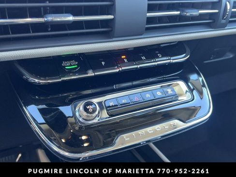 New 2026 Lincoln Corsair Reserve w/ Rear Removable Package Tray image 25