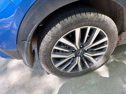 Used 2022 Nissan Kicks SV FWD image 14
