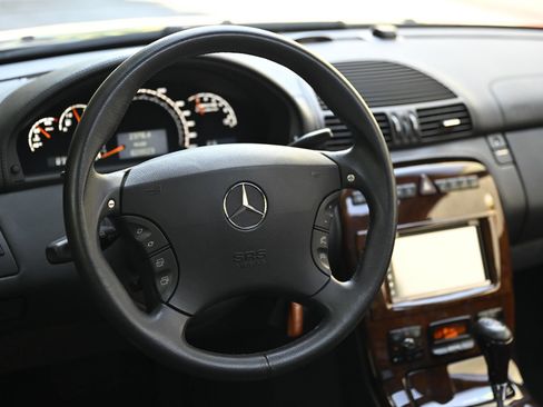 Used 2003 Mercedes-Benz CL 55 AMG image 28