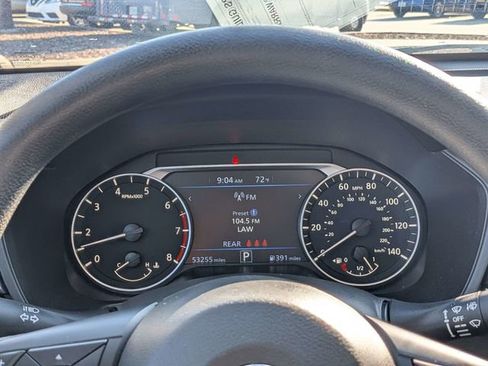Used 2024 Nissan Altima 2.5 SV FWD image 28