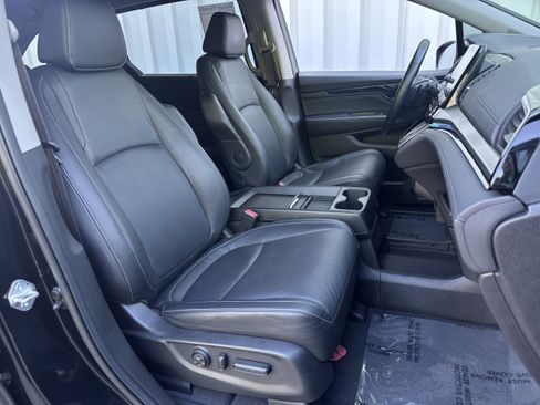 Used 2022 Honda Odyssey Touring image 16
