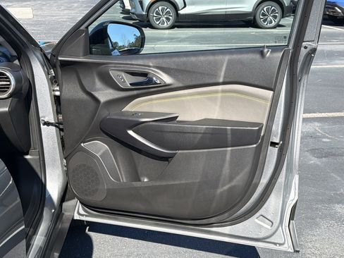 New 2026 Chevrolet Trax ACTIV w/ Sunroof Package image 14