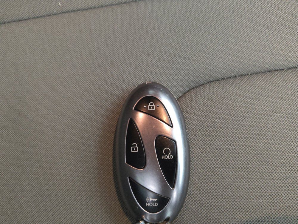 Used 2025 Hyundai Elantra SEL FWD image 32