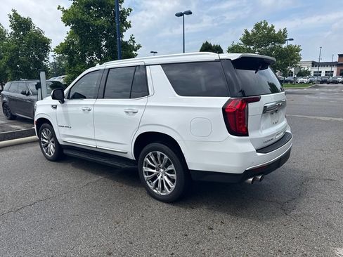 Used 2021 GMC Yukon Denali AWD/4WD image 7