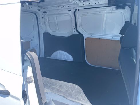 Used 2020 Ford Transit Connect XL FWD image 10