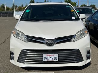 Used 2018 Toyota Sienna XLE w/ XLE Navigation Package FWD video 2