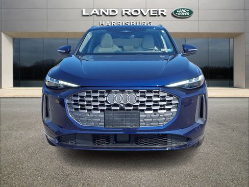 Used 2025 Audi Q5 Prestige image 2