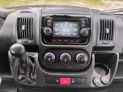 Used 2017 RAM ProMaster 1500 image 22