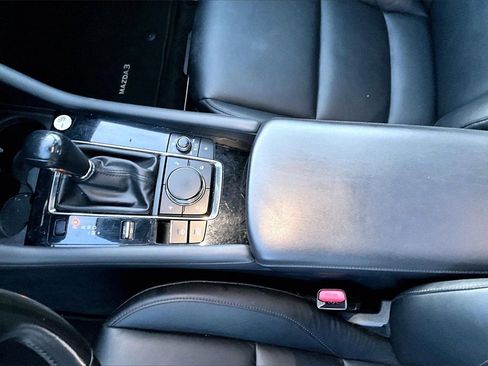 Used 2023 MAZDA MAZDA3 s image 14