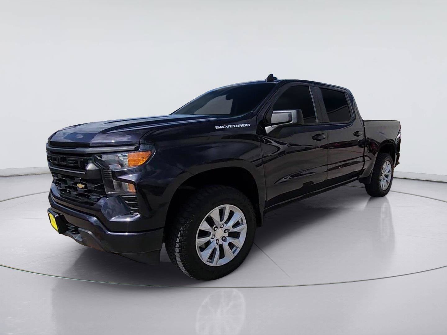 Certified 2022 Chevrolet Silverado 1500 Custom RWD image 4