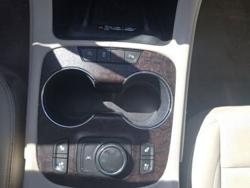 Used 2023 GMC Acadia Denali AWD/4WD image 21