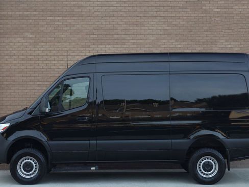 Used 2019 Mercedes-Benz Sprinter 4x4 144 image 3