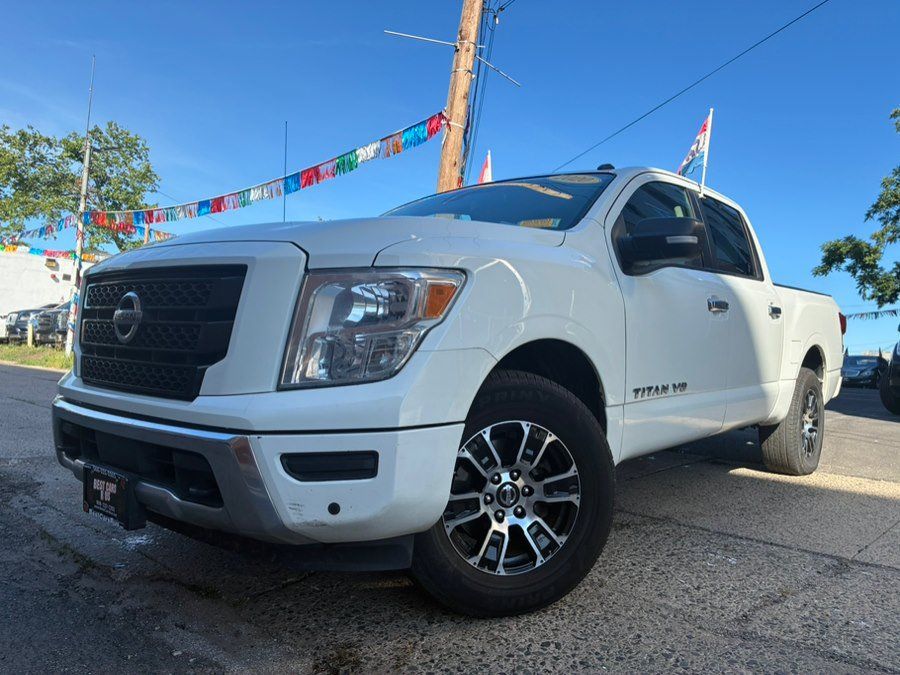 Used 2020 Nissan Titan SV w/ SV Convenience Package AWD/4WD image 1