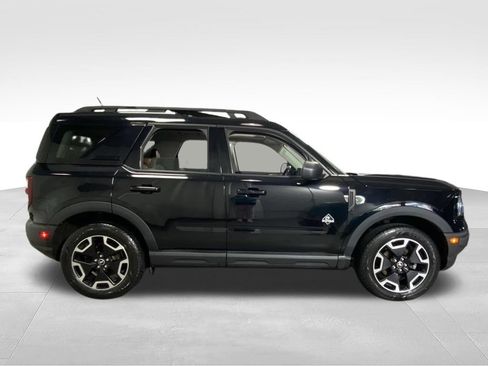 Used 2023 Ford Bronco Sport Outer Banks w/ Tech Package AWD/4WD image 11