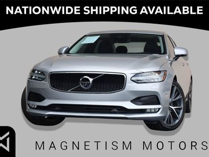 Used 2018 Volvo S90 T5 Momentum w/ Convenience Package