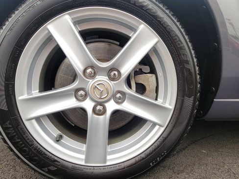 Used 2007 MAZDA MX-5 Miata Sport RWD image 33