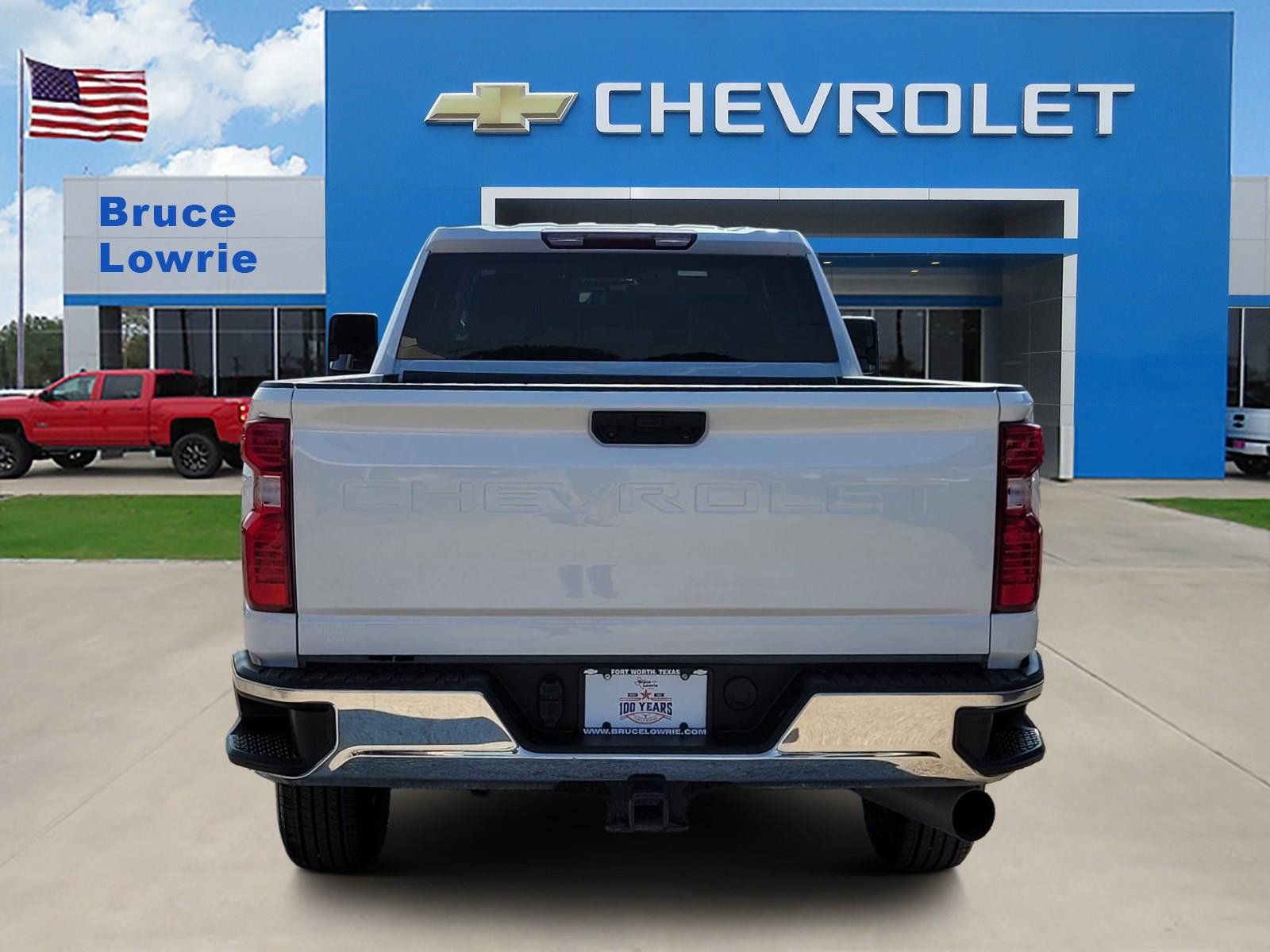 Used 2025 Chevrolet Silverado 2500 LT w/ Convenience Package AWD/4WD image 5