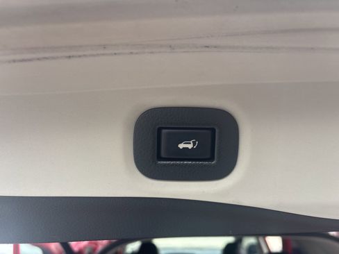 Used 2017 Nissan Rogue SL FWD image 14