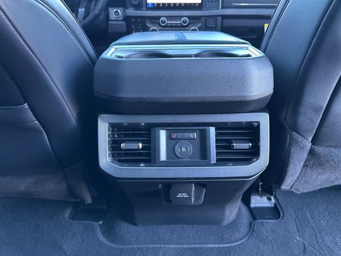 Used 2025 Ford F350 Platinum image 50