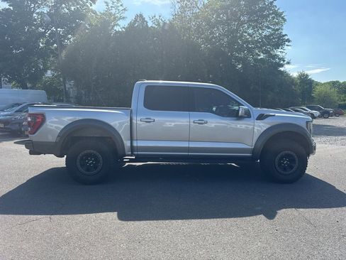 Used 2022 Ford F150 Raptor w/ Equipment Group 801A High AWD/4WD image 6