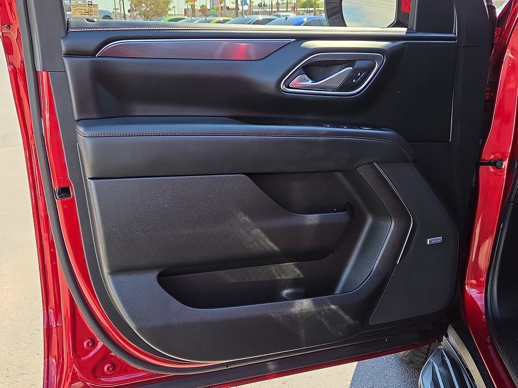Used 2024 Chevrolet Tahoe RST RWD image 13