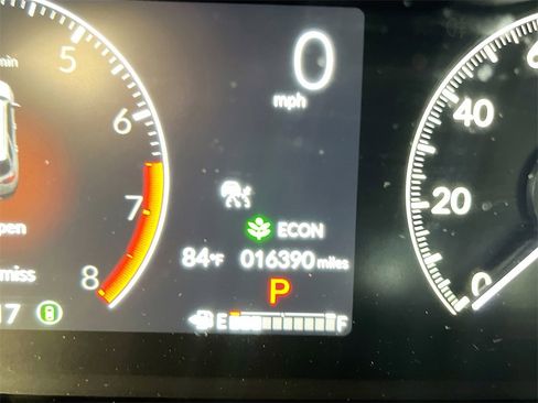 Used 2024 Honda Pilot TrailSport image 12