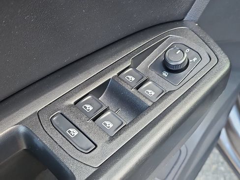 Used 2020 Volkswagen Atlas SEL AWD/4WD image 30