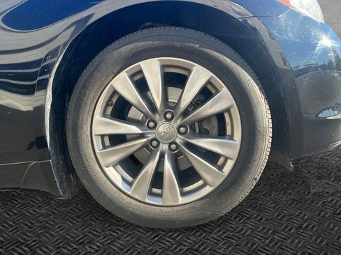 Used 2012 INFINITI M37 w/ Premium Pkg RWD image 10