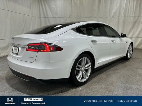 Used 2016 Tesla Model S 70D image 10