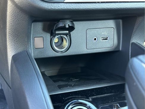 New 2025 Nissan Versa SV w/ Trunk Package image 19