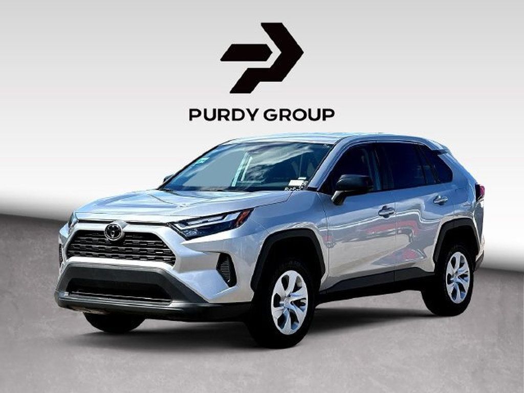 Certified 2025 Toyota RAV4 LE FWD image 4